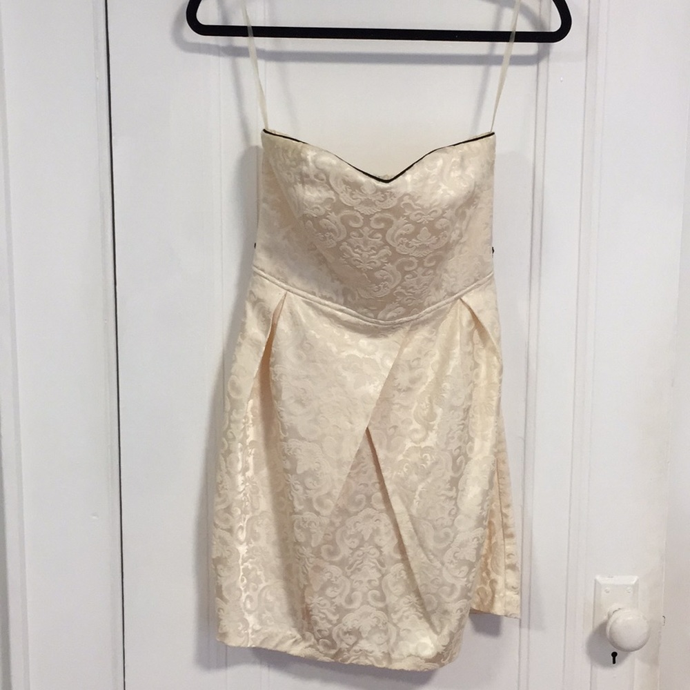 Strapless Formal Dress